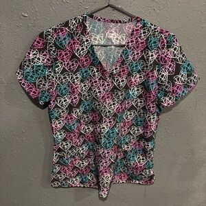 Women’s Divine Stretch Heart Patterned Scrub Top
